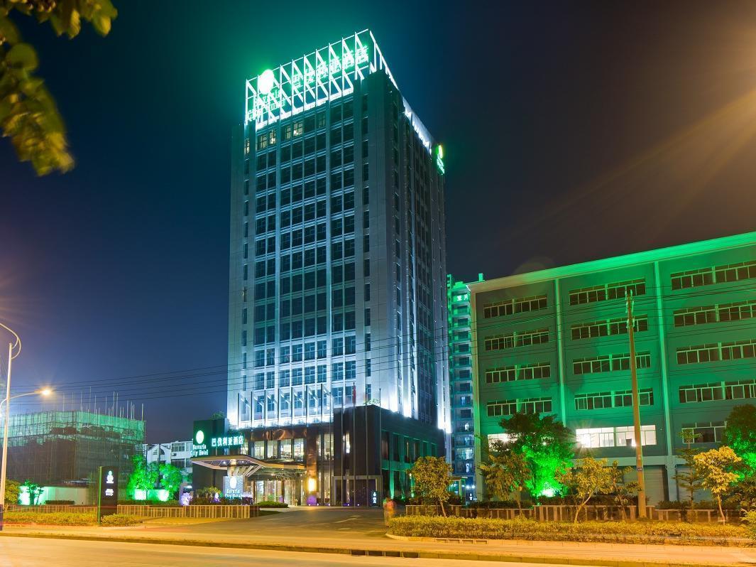 Bavaria City Hotel Pejhaj Kültér fotó
