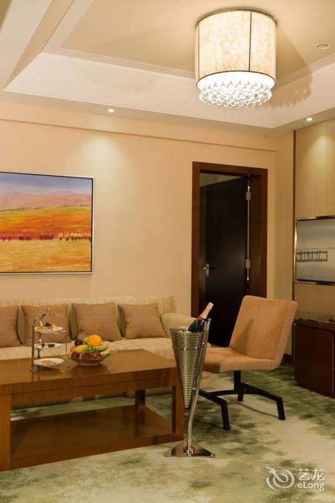 Bavaria City Hotel Pejhaj Kültér fotó